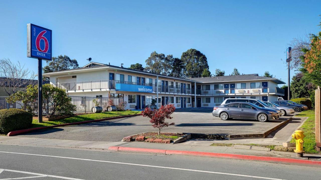 Motel 6-Arcata, Ca Cal Poly Humboldt Eksteriør bilde